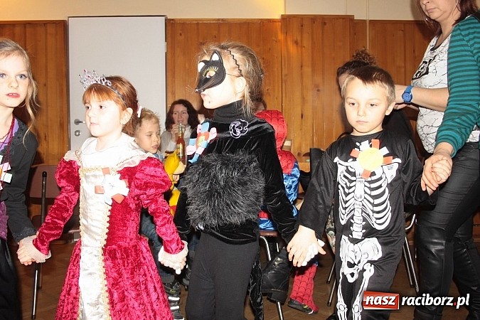 Zdjęcie w galerii na portalu naszraciborz.pl: Doroczny bal przebierańców w Wojnowicach wiadomości z regionu