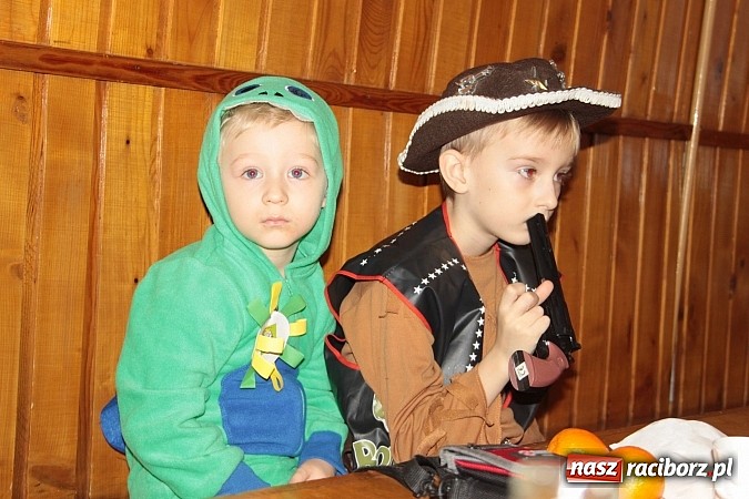 Zdjęcie w galerii na portalu naszraciborz.pl: Doroczny bal przebierańców w Wojnowicach wiadomości z regionu