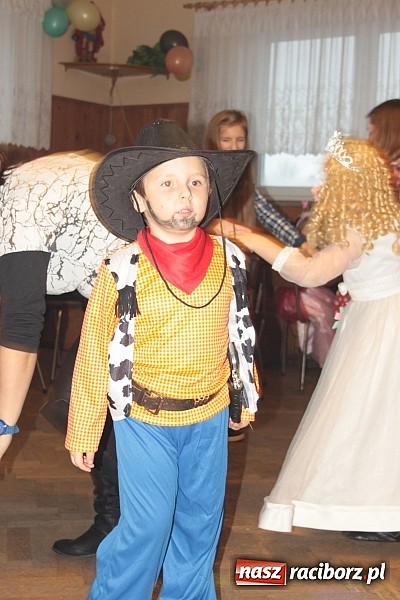 Zdjęcie w galerii na portalu naszraciborz.pl: Doroczny bal przebierańców w Wojnowicach wiadomości z regionu