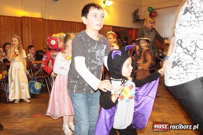 Zdjęcie w galerii na portalu naszraciborz.pl: Doroczny bal przebierańców w Wojnowicach wiadomości z regionu
