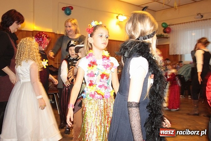 Zdjęcie w galerii na portalu naszraciborz.pl: Doroczny bal przebierańców w Wojnowicach wiadomości z regionu
