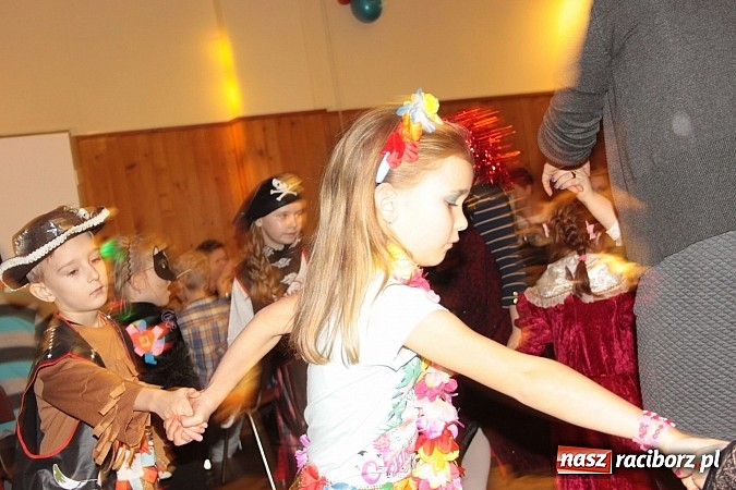 Zdjęcie w galerii na portalu naszraciborz.pl: Doroczny bal przebierańców w Wojnowicach wiadomości z regionu