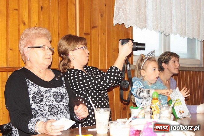 Zdjęcie w galerii na portalu naszraciborz.pl: Doroczny bal przebierańców w Wojnowicach wiadomości z regionu