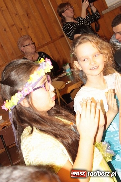 Zdjęcie w galerii na portalu naszraciborz.pl: Doroczny bal przebierańców w Wojnowicach wiadomości z regionu