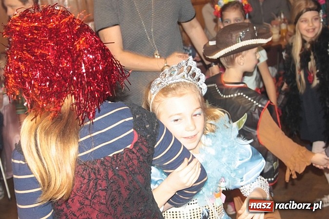 Zdjęcie w galerii na portalu naszraciborz.pl: Doroczny bal przebierańców w Wojnowicach wiadomości z regionu