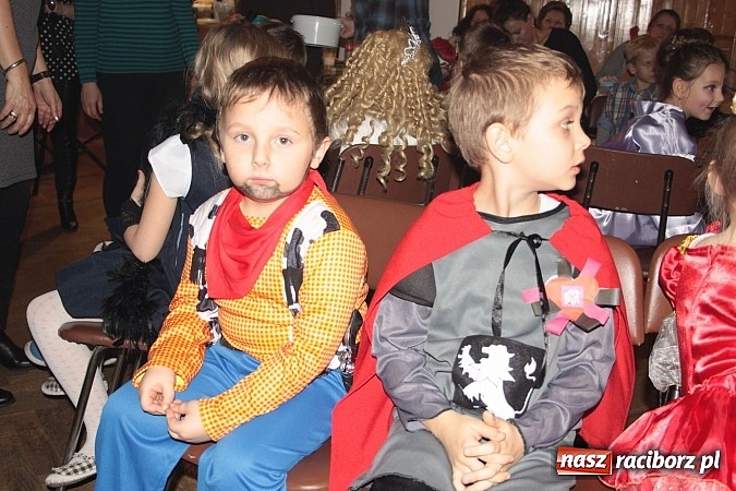 Zdjęcie w galerii na portalu naszraciborz.pl: Doroczny bal przebierańców w Wojnowicach wiadomości z regionu