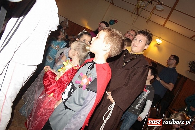 Zdjęcie w galerii na portalu naszraciborz.pl: Doroczny bal przebierańców w Wojnowicach wiadomości z regionu