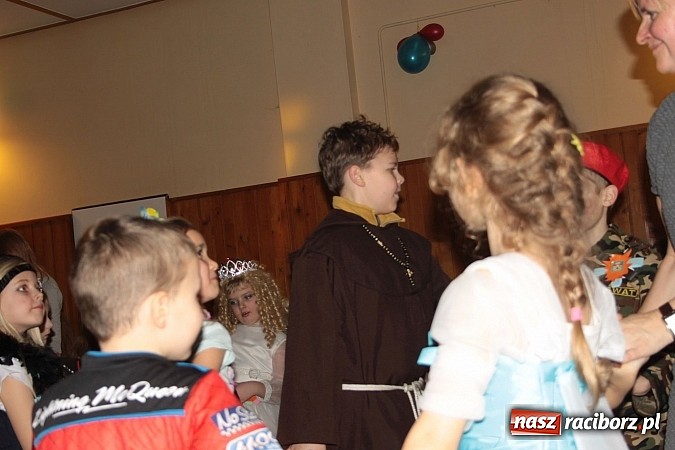 Zdjęcie w galerii na portalu naszraciborz.pl: Doroczny bal przebierańców w Wojnowicach wiadomości z regionu