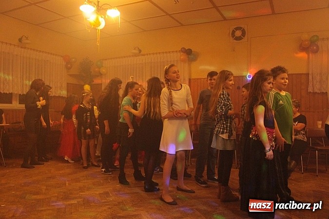 Zdjęcie w galerii na portalu naszraciborz.pl: Doroczny bal przebierańców w Wojnowicach wiadomości z regionu