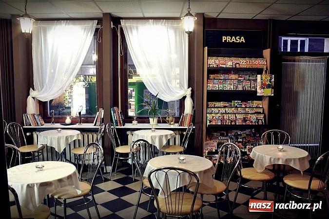 Zdjęcie w galerii na portalu naszraciborz.pl: Czekoladowy zawr&oacute;t głowy na Długiej wiadomości z regionu