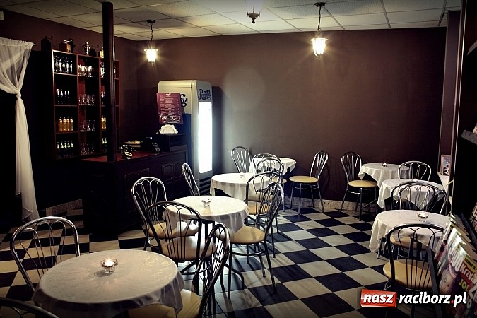 Zdjęcie w galerii na portalu naszraciborz.pl: Czekoladowy zawr&oacute;t głowy na Długiej wiadomości z regionu