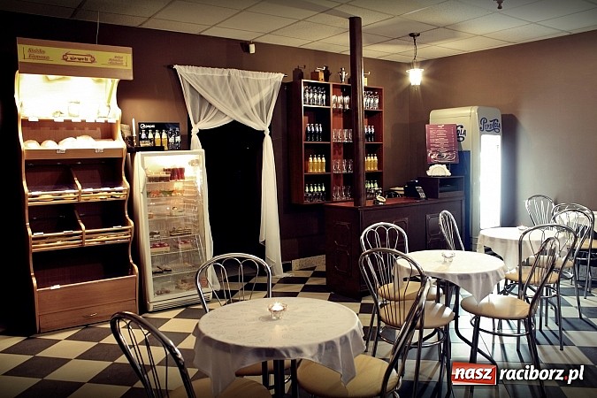 Zdjęcie w galerii na portalu naszraciborz.pl: Czekoladowy zawr&oacute;t głowy na Długiej wiadomości z regionu