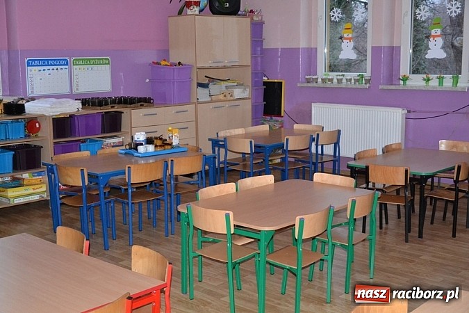 Zdjęcie w galerii na portalu naszraciborz.pl: Maluchy do przedszkola, starszaki na... pocztę? wiadomości z regionu