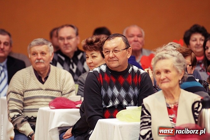 Zdjęcie w galerii na portalu naszraciborz.pl: Krzanowickie dzieci wystąpiły dla swoich babć i dziadków wiadomości z regionu