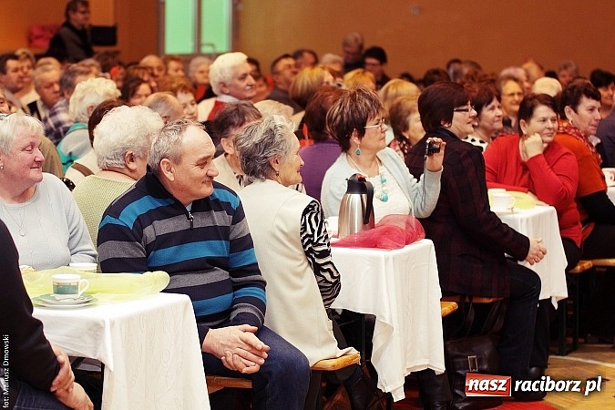 Zdjęcie w galerii na portalu naszraciborz.pl: Krzanowickie dzieci wystąpiły dla swoich babć i dziadków wiadomości z regionu