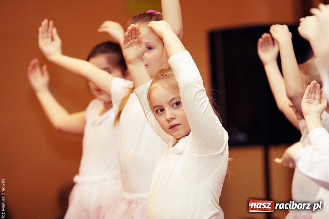 Zdjęcie w galerii na portalu naszraciborz.pl: Krzanowickie dzieci wystąpiły dla swoich babć i dziadków wiadomości z regionu