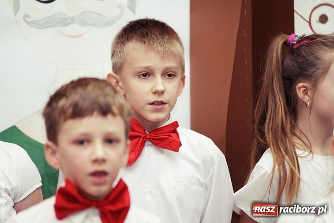 Zdjęcie w galerii na portalu naszraciborz.pl: Krzanowickie dzieci wystąpiły dla swoich babć i dziadków wiadomości z regionu