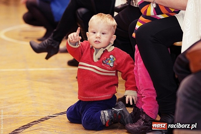 Zdjęcie w galerii na portalu naszraciborz.pl: Krzanowickie dzieci wystąpiły dla swoich babć i dziadków wiadomości z regionu