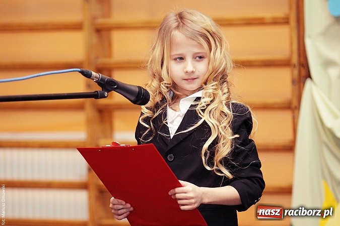 Zdjęcie w galerii na portalu naszraciborz.pl: Krzanowickie dzieci wystąpiły dla swoich babć i dziadków wiadomości z regionu