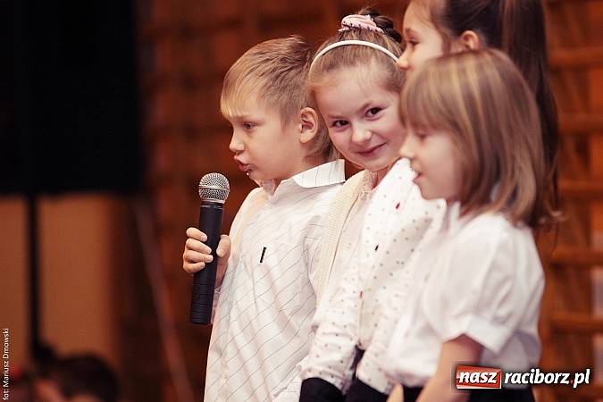 Zdjęcie w galerii na portalu naszraciborz.pl: Krzanowickie dzieci wystąpiły dla swoich babć i dziadków wiadomości z regionu