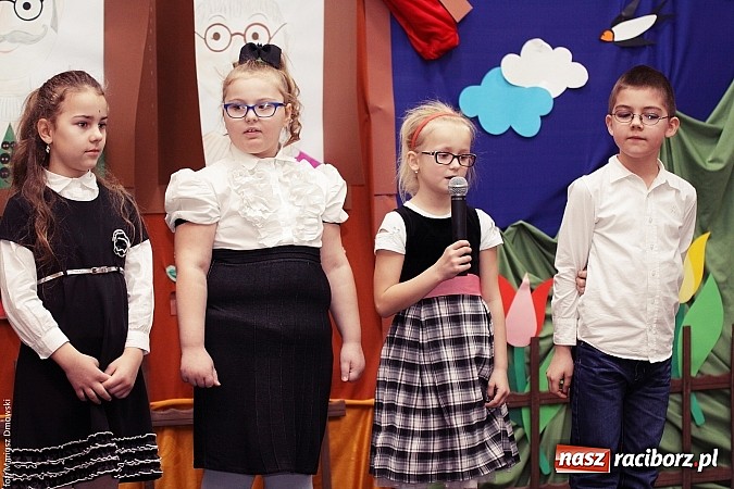 Zdjęcie w galerii na portalu naszraciborz.pl: Krzanowickie dzieci wystąpiły dla swoich babć i dziadków wiadomości z regionu