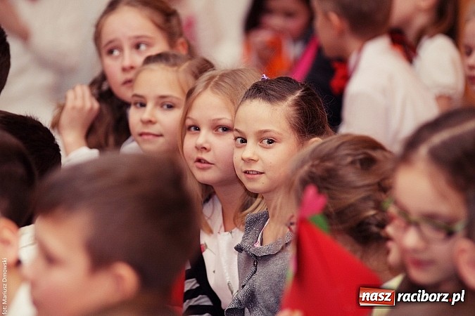 Zdjęcie w galerii na portalu naszraciborz.pl: Krzanowickie dzieci wystąpiły dla swoich babć i dziadków wiadomości z regionu