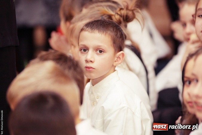 Zdjęcie w galerii na portalu naszraciborz.pl: Krzanowickie dzieci wystąpiły dla swoich babć i dziadków wiadomości z regionu