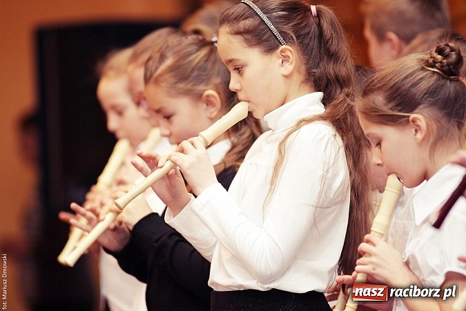 Zdjęcie w galerii na portalu naszraciborz.pl: Krzanowickie dzieci wystąpiły dla swoich babć i dziadków wiadomości z regionu