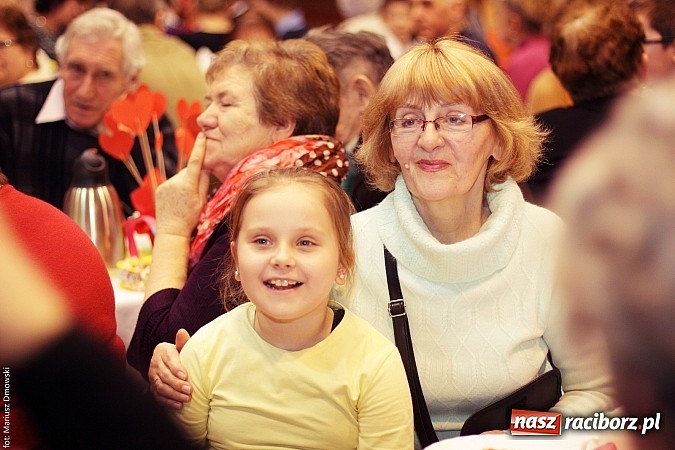 Zdjęcie w galerii na portalu naszraciborz.pl: Krzanowickie dzieci wystąpiły dla swoich babć i dziadków wiadomości z regionu