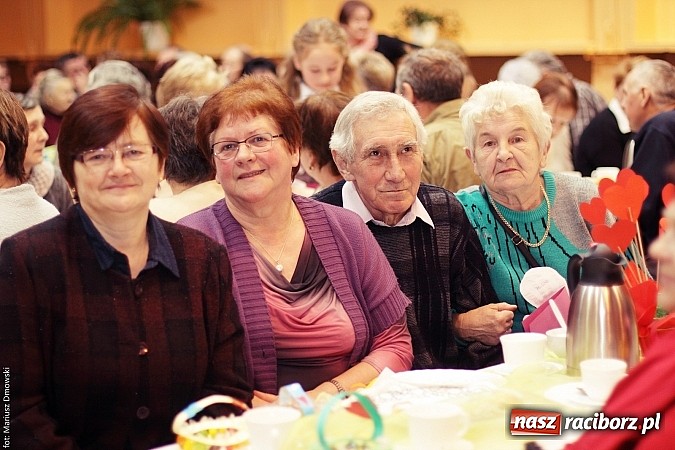 Zdjęcie w galerii na portalu naszraciborz.pl: Krzanowickie dzieci wystąpiły dla swoich babć i dziadków wiadomości z regionu