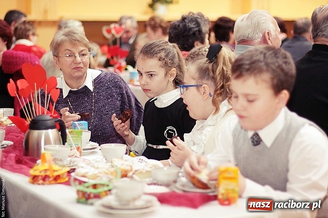 Zdjęcie w galerii na portalu naszraciborz.pl: Krzanowickie dzieci wystąpiły dla swoich babć i dziadków wiadomości z regionu
