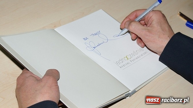 Zdjęcie w galerii na portalu naszraciborz.pl: Proszę się nie sugerować moim wyrazem twarzy! wiadomości z regionu