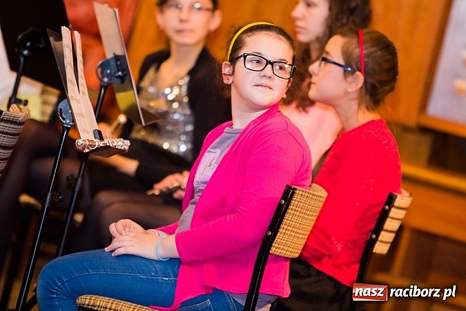 Zdjęcie w galerii na portalu naszraciborz.pl: Koncert Karnawałowy w szkole muzycznej wiadomości z regionu