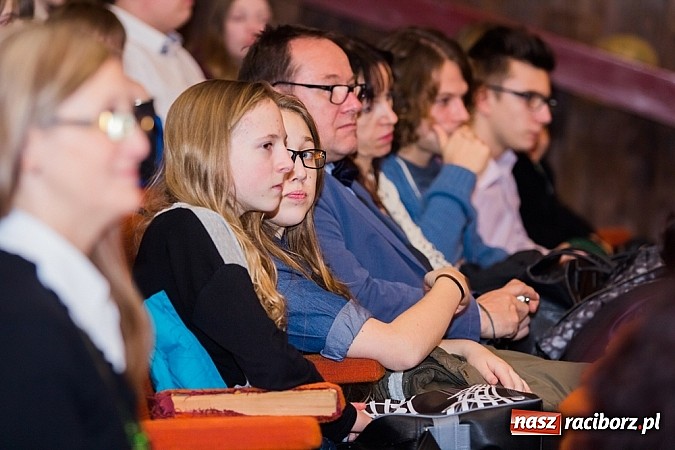 Zdjęcie w galerii na portalu naszraciborz.pl: Koncert Karnawałowy w szkole muzycznej wiadomości z regionu