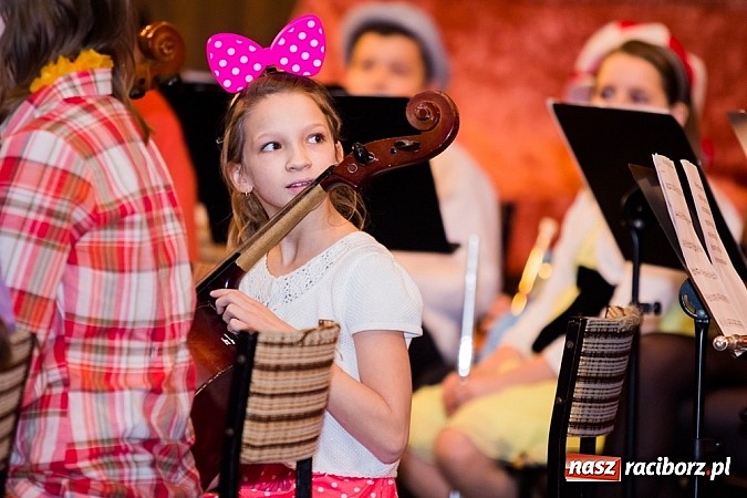 Zdjęcie w galerii na portalu naszraciborz.pl: Koncert Karnawałowy w szkole muzycznej wiadomości z regionu