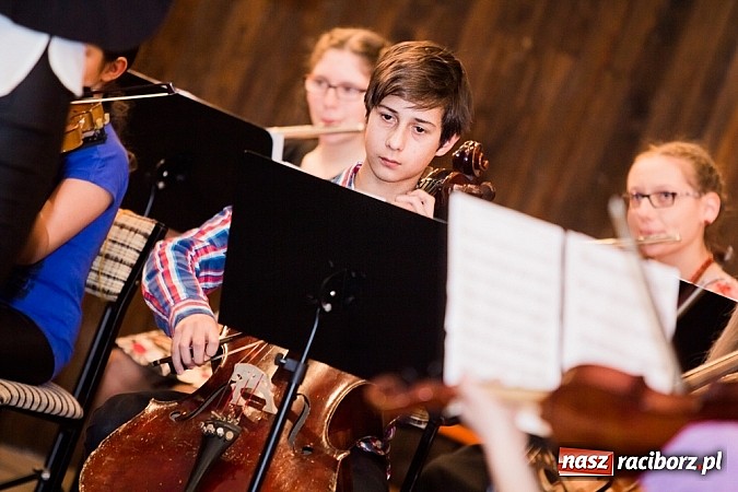 Zdjęcie w galerii na portalu naszraciborz.pl: Koncert Karnawałowy w szkole muzycznej wiadomości z regionu