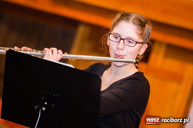 Zdjęcie w galerii na portalu naszraciborz.pl: Koncert Karnawałowy w szkole muzycznej wiadomości z regionu