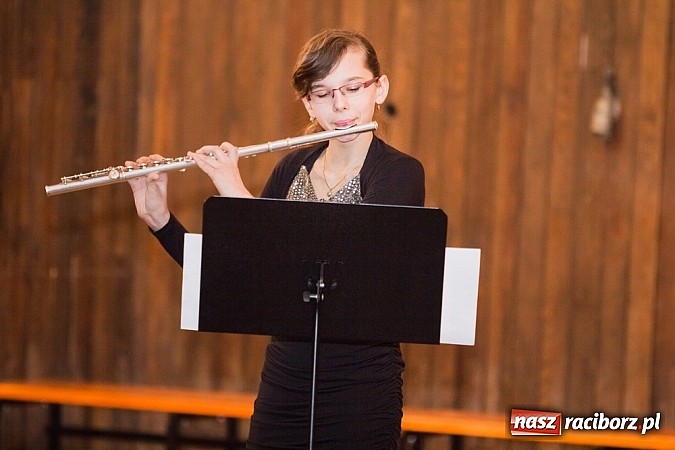 Zdjęcie w galerii na portalu naszraciborz.pl: Koncert Karnawałowy w szkole muzycznej wiadomości z regionu