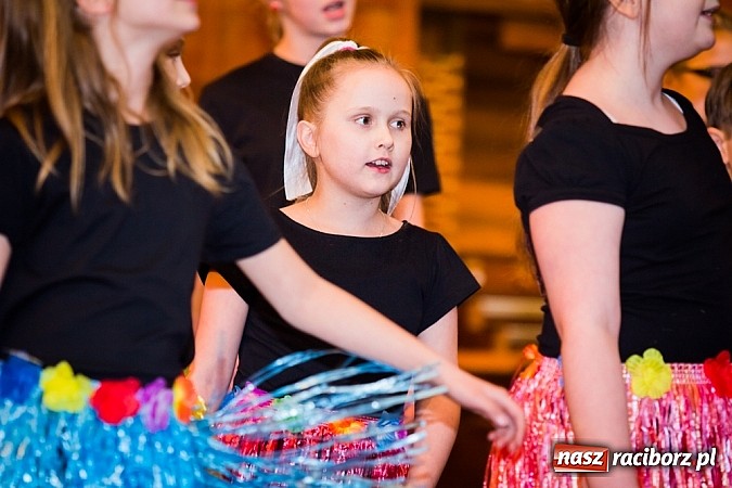 Zdjęcie w galerii na portalu naszraciborz.pl: Koncert Karnawałowy w szkole muzycznej wiadomości z regionu