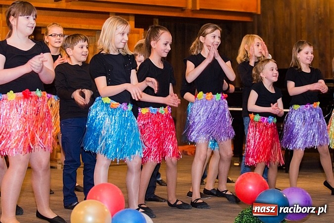 Zdjęcie w galerii na portalu naszraciborz.pl: Koncert Karnawałowy w szkole muzycznej wiadomości z regionu