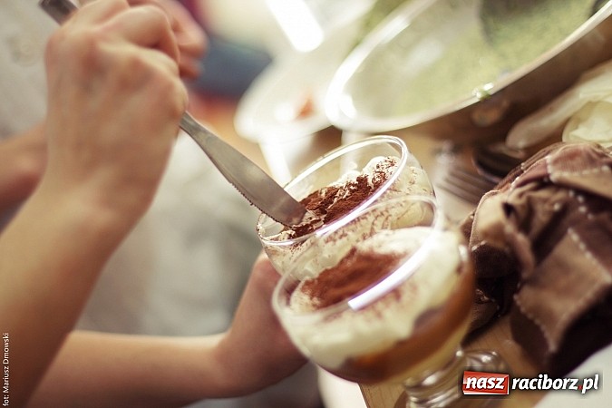 Zdjęcie w galerii na portalu naszraciborz.pl: Wyśmienite karnawałowe potrawy - zobacz propozycje uczniów ZSZ!  wiadomości z regionu