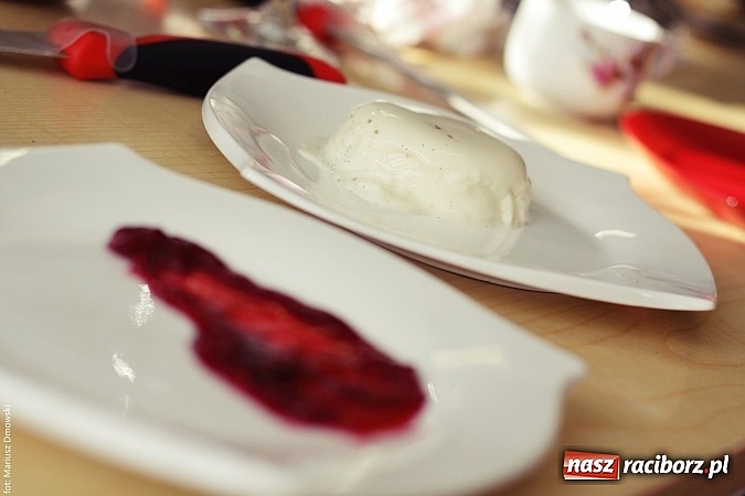 Zdjęcie w galerii na portalu naszraciborz.pl: Wyśmienite karnawałowe potrawy - zobacz propozycje uczniów ZSZ!  wiadomości z regionu