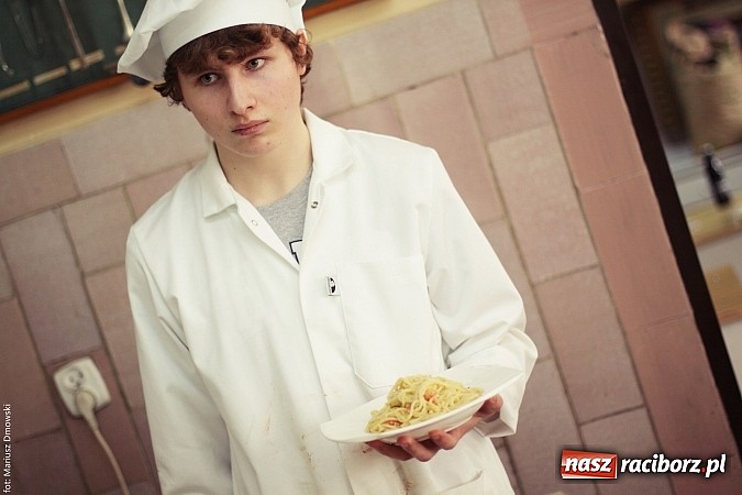 Zdjęcie w galerii na portalu naszraciborz.pl: Wyśmienite karnawałowe potrawy - zobacz propozycje uczniów ZSZ!  wiadomości z regionu