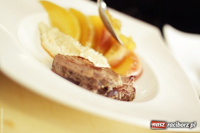 Zdjęcie w galerii na portalu naszraciborz.pl: Wyśmienite karnawałowe potrawy - zobacz propozycje uczniów ZSZ!  wiadomości z regionu