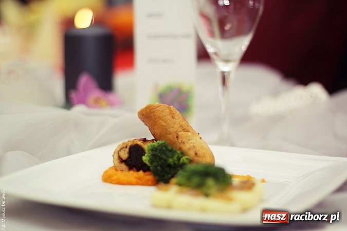 Zdjęcie w galerii na portalu naszraciborz.pl: Wyśmienite karnawałowe potrawy - zobacz propozycje uczniów ZSZ!  wiadomości z regionu