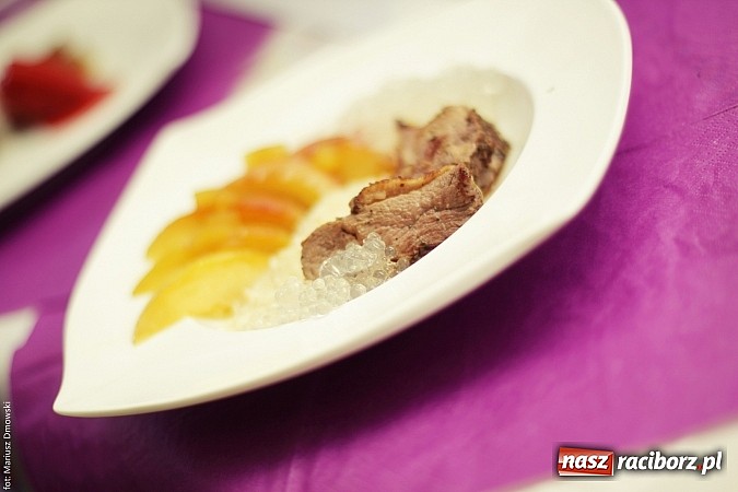 Zdjęcie w galerii na portalu naszraciborz.pl: Wyśmienite karnawałowe potrawy - zobacz propozycje uczniów ZSZ!  wiadomości z regionu