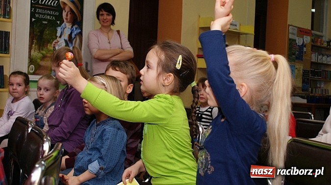 Zdjęcie w galerii na portalu naszraciborz.pl: Od przedszkola do książkowego mola – wyniki bibliotecznego konkursu  wiadomości z regionu