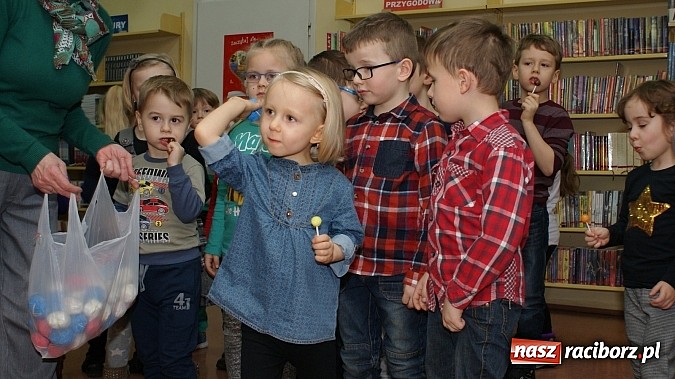 Zdjęcie w galerii na portalu naszraciborz.pl: Od przedszkola do książkowego mola – wyniki bibliotecznego konkursu  wiadomości z regionu