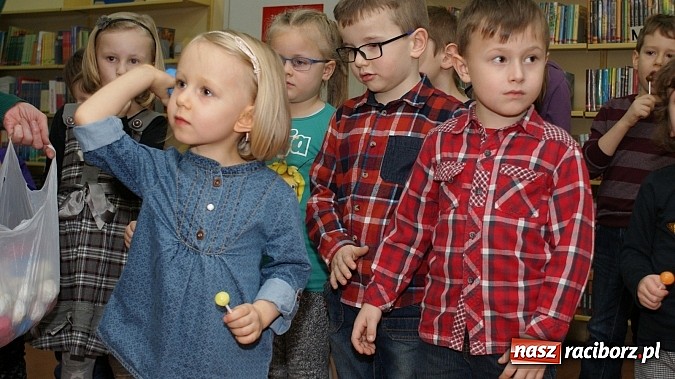 Zdjęcie w galerii na portalu naszraciborz.pl: Od przedszkola do książkowego mola – wyniki bibliotecznego konkursu  wiadomości z regionu