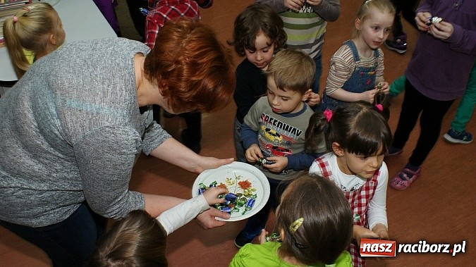 Zdjęcie w galerii na portalu naszraciborz.pl: Od przedszkola do książkowego mola – wyniki bibliotecznego konkursu  wiadomości z regionu